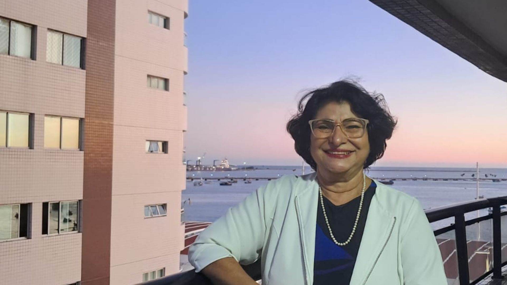 Helena Araújo – Compromisso com os profissionais do Ceará